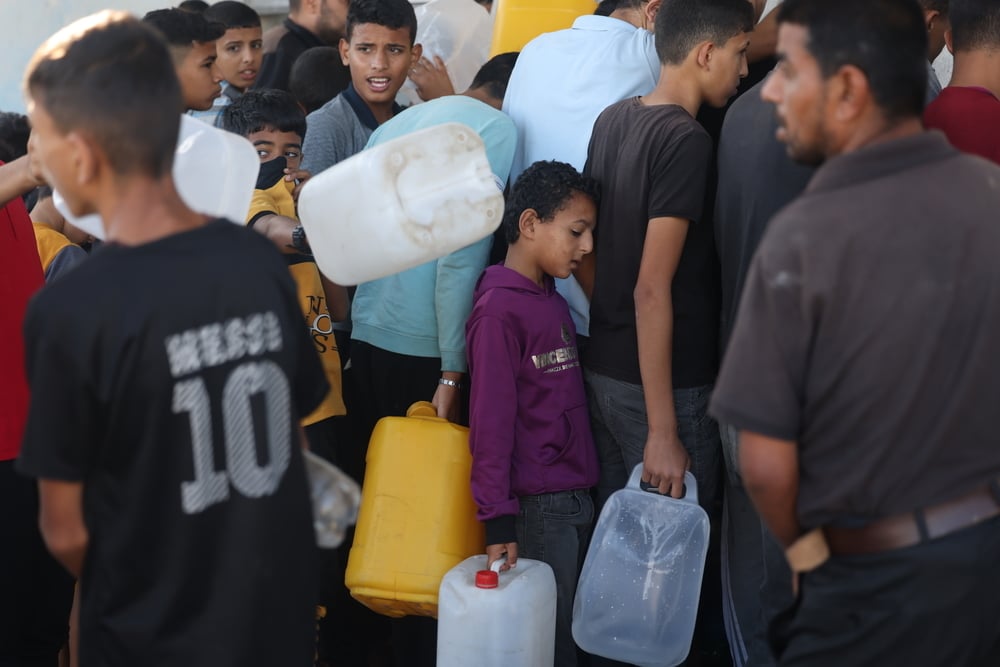 Displaced Palestinians who returned to Khan Yunis from Rafah