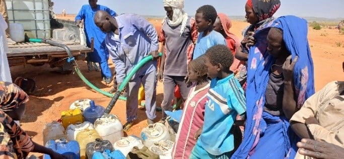 MSF water distribution with pick-up tanks