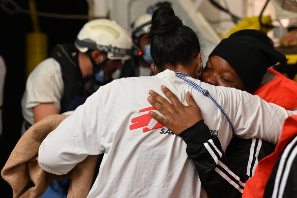 On 7 December, two medical evacuations were organised by the Geo Barents team: one for the nine-month pregnant woman to Malta by helicopter, the other for Fatima*, her newborn baby Ali* and her three other sons to Lampedusa. The latter was possible after negotiations to keep the family together, as the Maltese authorities had given no choice but to separate the family members.