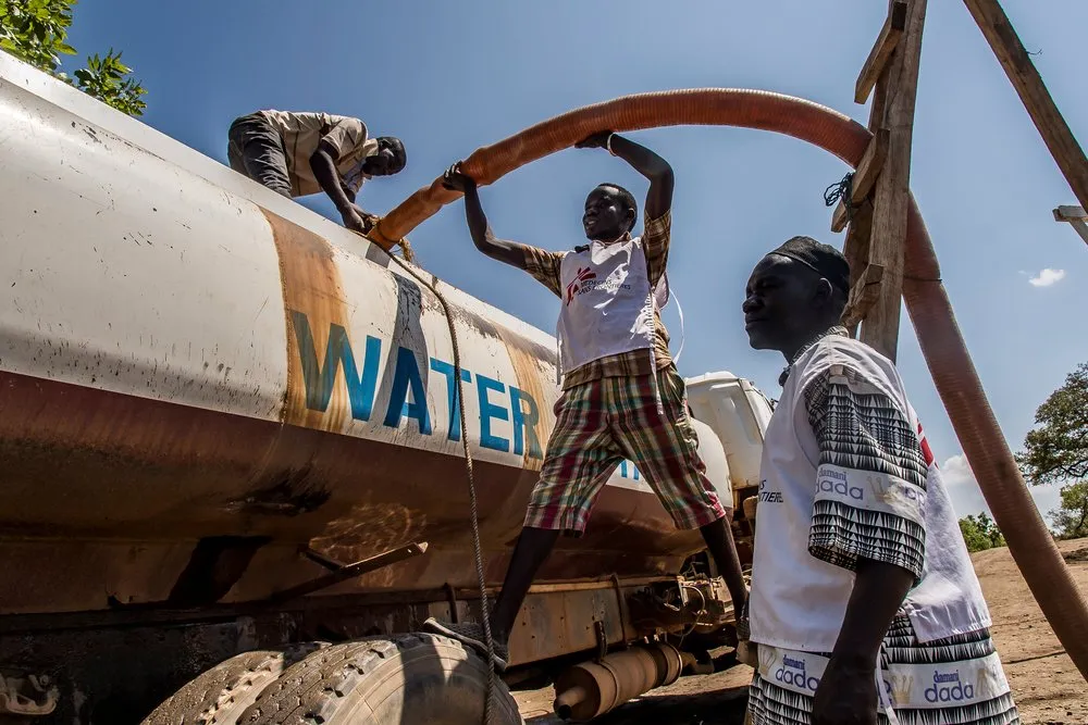 South Sudanese refugees : Imvepi and Bidibidi refugee camps