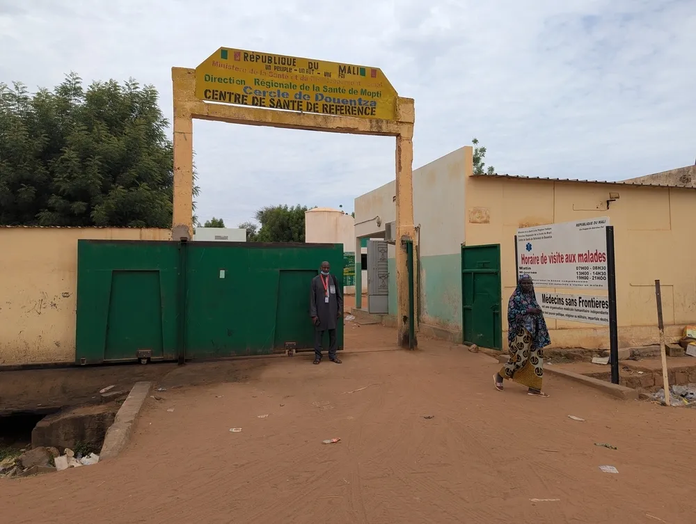 A patient is discharged from the MSF-supported Douentza hospital