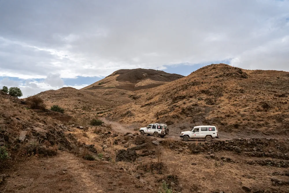 An MSF team travels to Turong Tonga primary health care centre