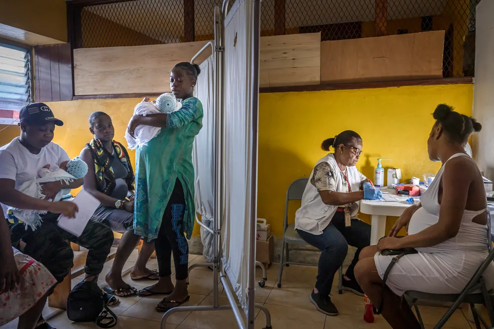 Mobile clinic in Bel Air, Port-au-Prince