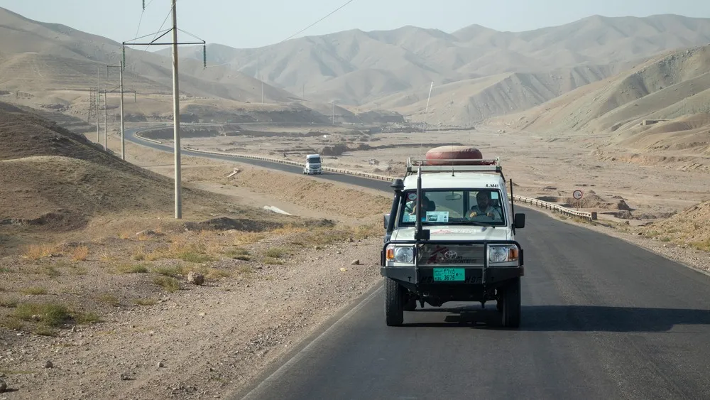 MSF Landcruiser on explo