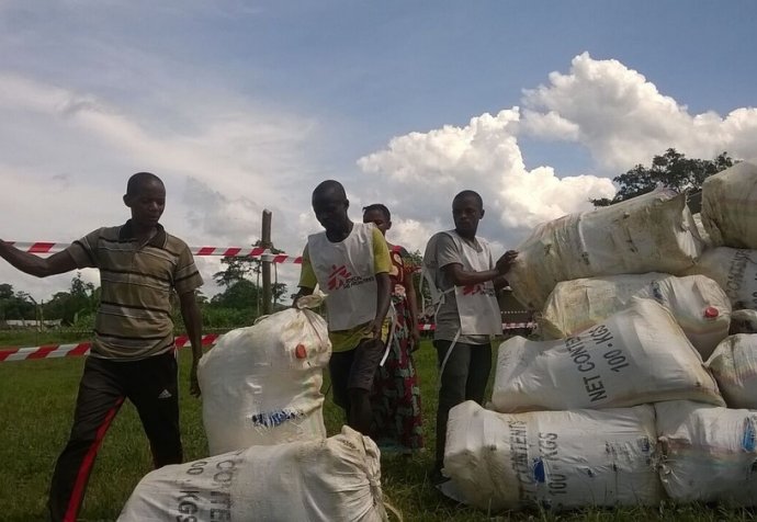 NFI distribution in Lulingu, DRC